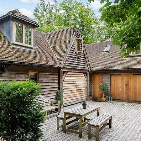 Hertford Barn Conversion ภายนอก รูปภาพ