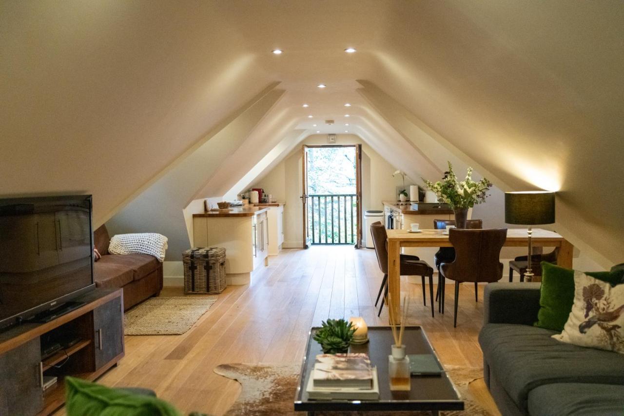 Hertford Barn Conversion ภายนอก รูปภาพ