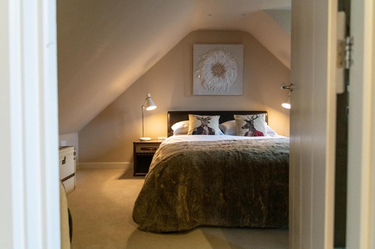 Hertford Barn Conversion ภายนอก รูปภาพ