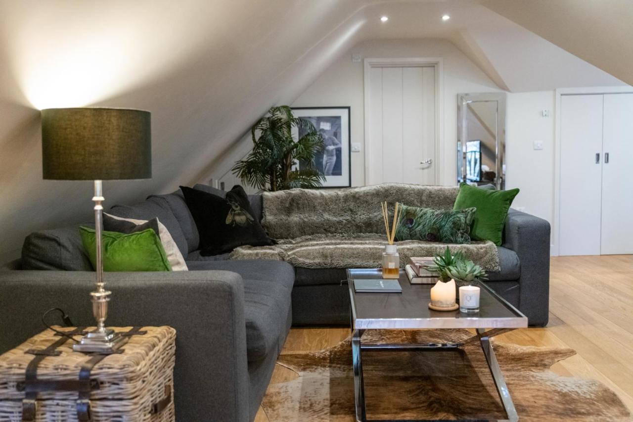 Hertford Barn Conversion ภายนอก รูปภาพ